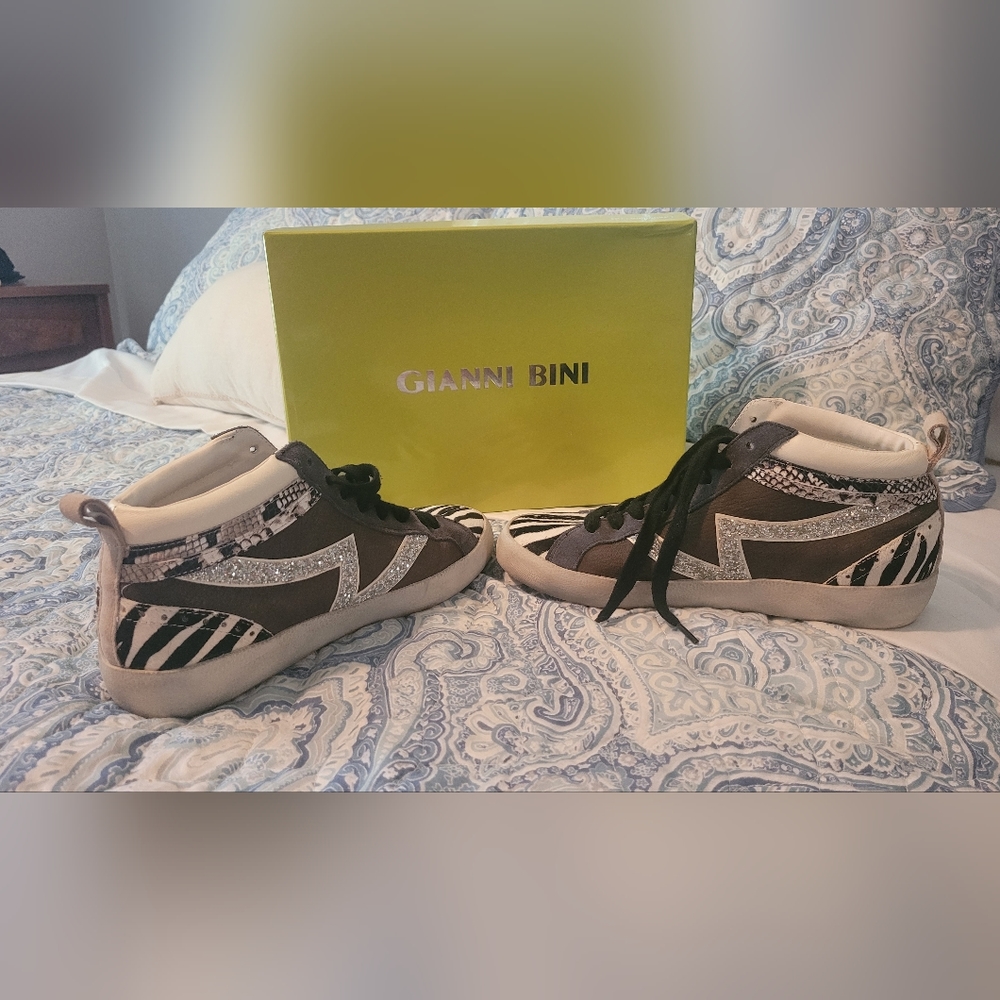 Womens Gianni Bini sneakers